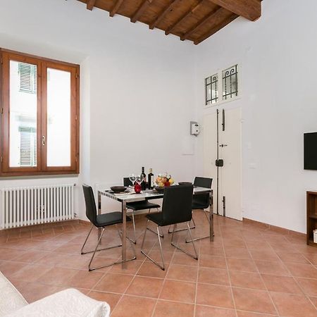 Walking 4 Apartment Firenze Bagian luar foto
