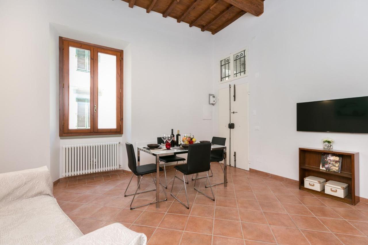 Walking 4 Apartment Firenze Bagian luar foto